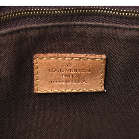 Louis Vuitton EUC Menilmontant PM Monogram Shoulder Bag - Picture 15 of 17